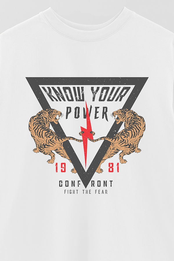 REMERA OVER ESTAMPADA KNOW YOUR POWER