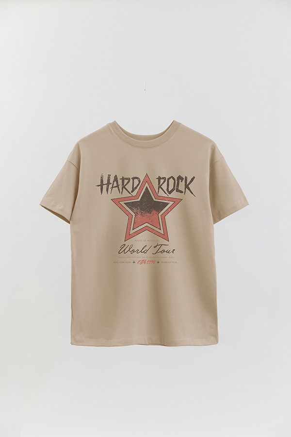 REMERA OVER ESTAMPADA HARD ROCK