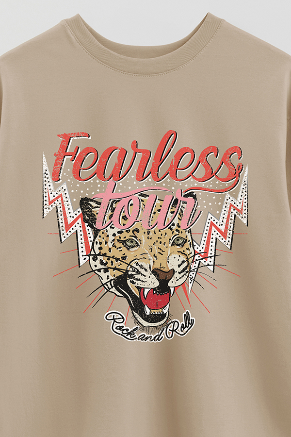 REMERA OVER ESTAMPADA FEARLESS LEOPARD 1