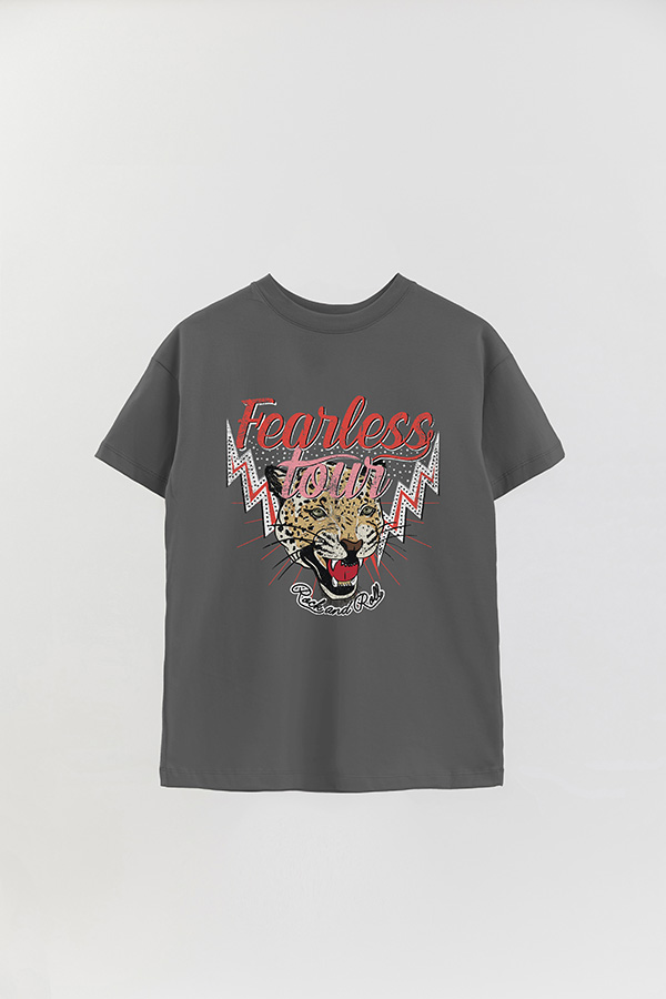 REMERA OVER ESTAMPADA FEARLESS LEOPARD 1