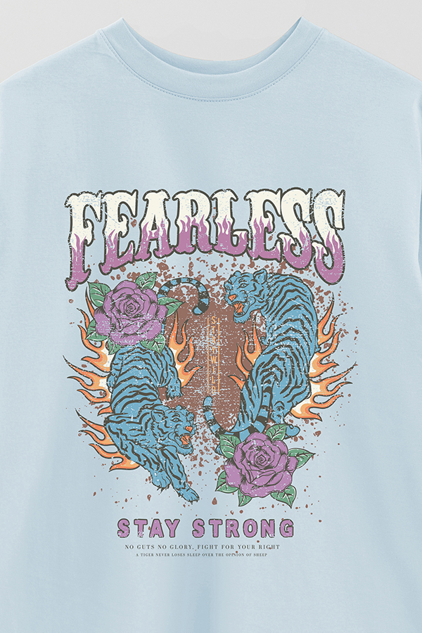 REMERA OVER ESTAMPADA FEARLESS 2