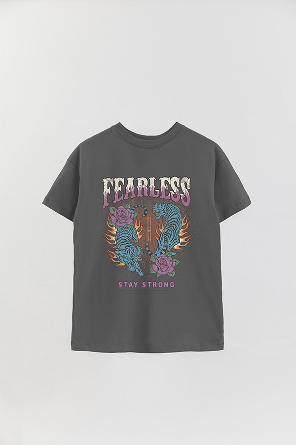 REMERA OVER ESTAMPADA FEARLESS 2