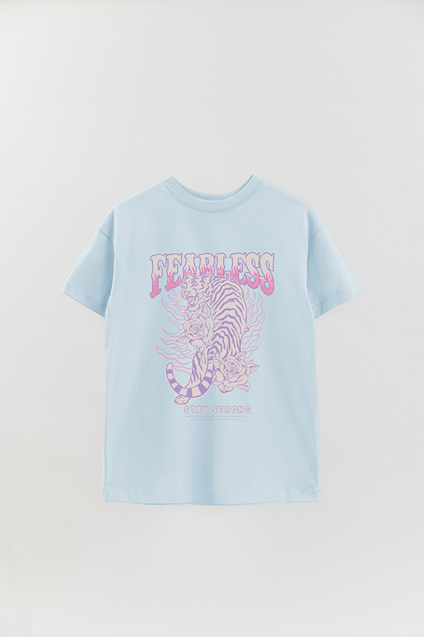 REMERA OVER ESTAMPADA FEARLESS 1