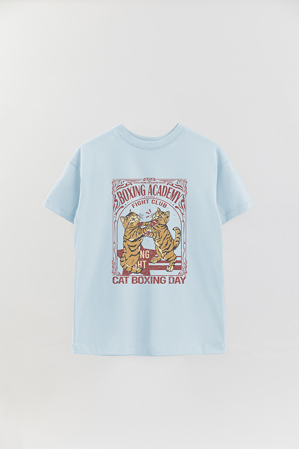 REMERA OVER ESTAMPADA CAT BOXING