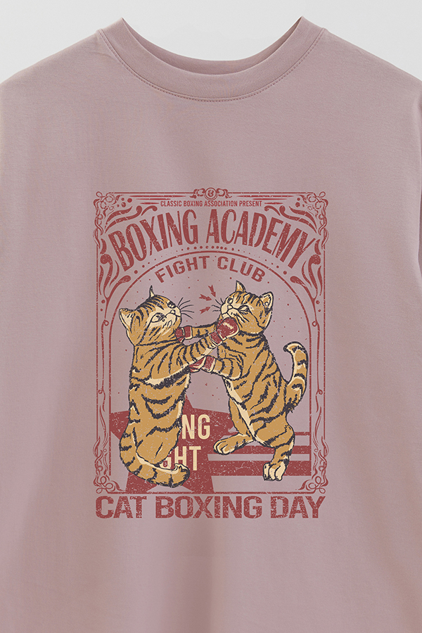 REMERA OVER ESTAMPADA CAT BOXING
