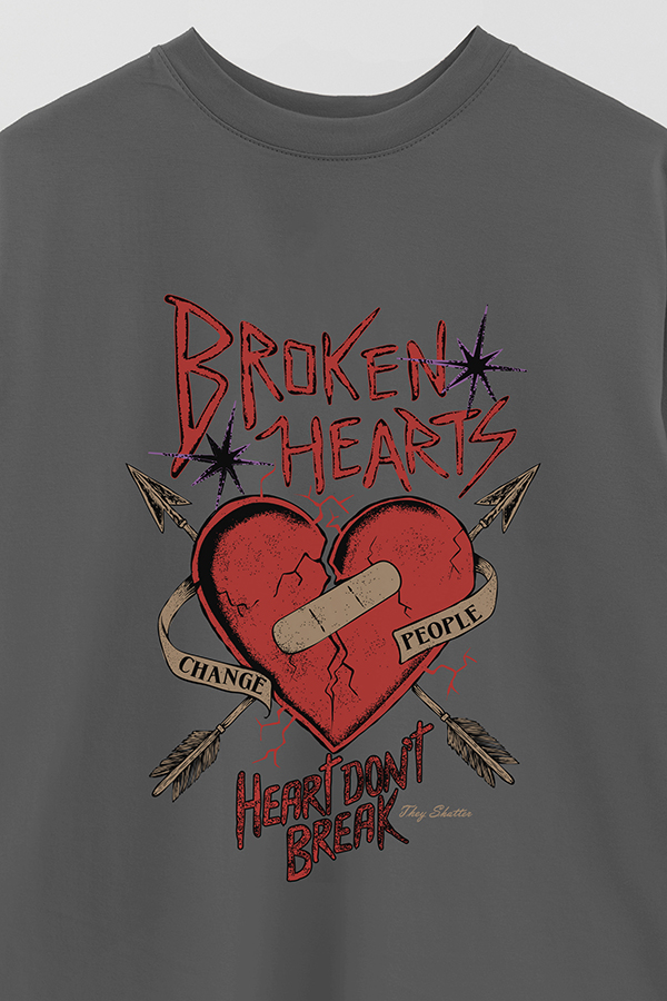 REMERA OVER ESTAMPADA BROKEN HEARTS