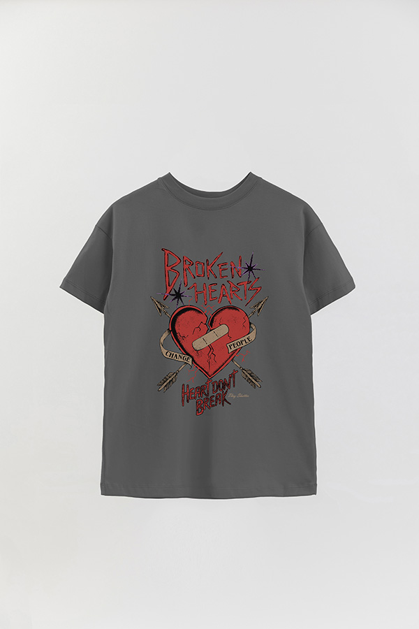 REMERA OVER ESTAMPADA BROKEN HEARTS