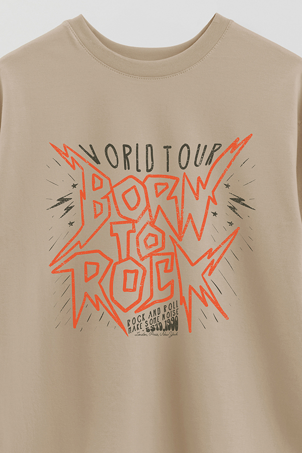 REMERA OVER ESTAMPADA BORN TO ROCK