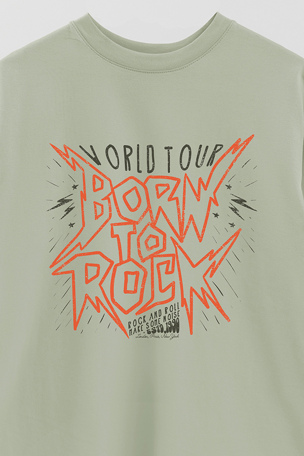 REMERA OVER ESTAMPADA BORN TO ROCK