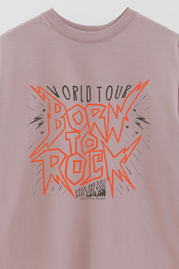 REMERA OVER ESTAMPADA BORN TO ROCK