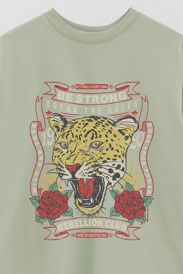 REMERA OVER ESTAMPADA BE STRONG