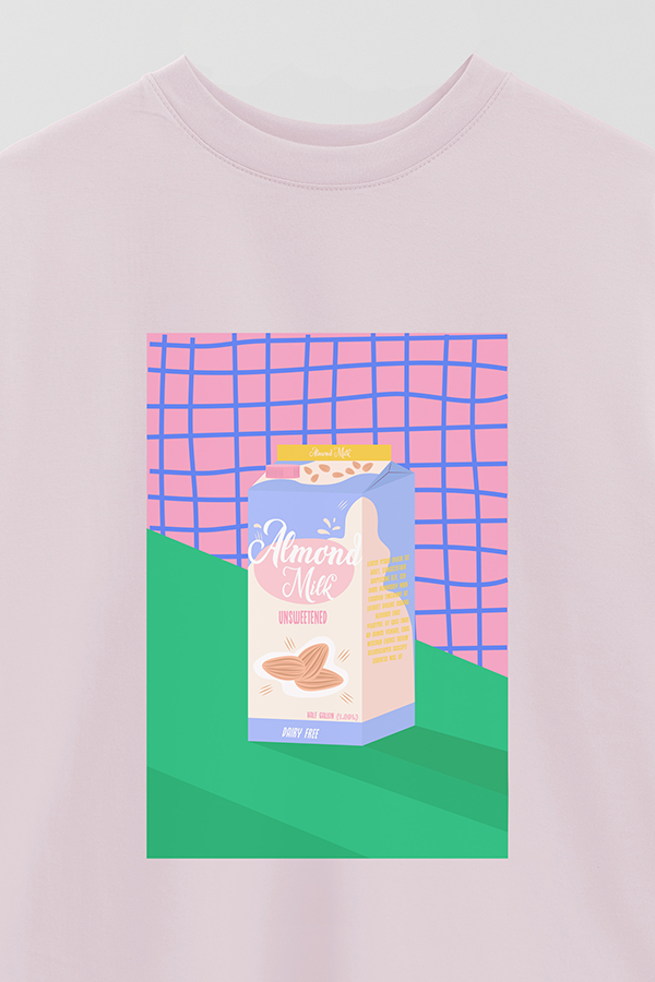 REMERA OVER ESTAMPADA ALMOND MILK