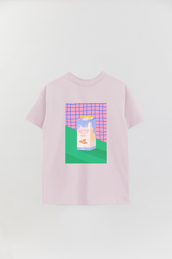 REMERA OVER ESTAMPADA ALMOND MILK
