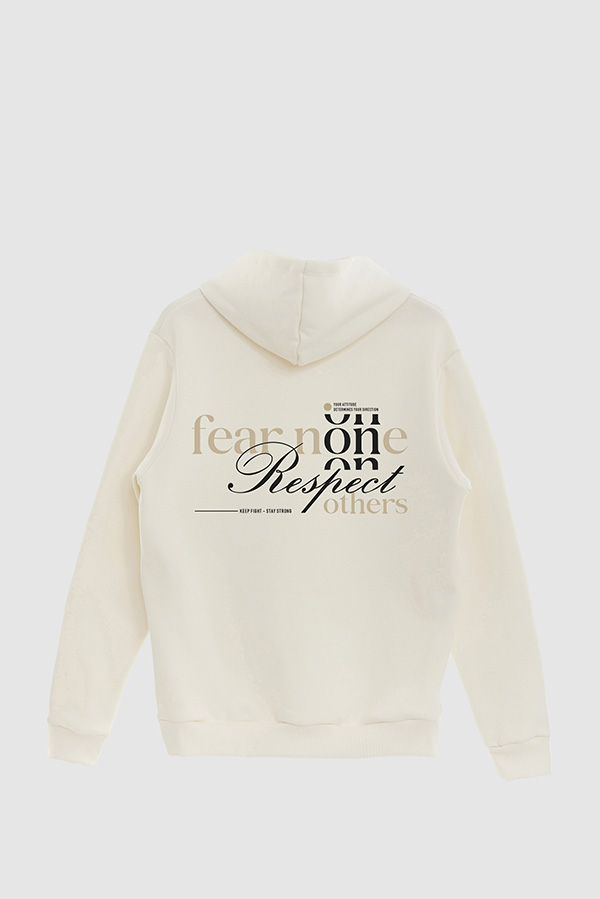 BUZO HOODIE ESTAMPADO FEAR NO ONE