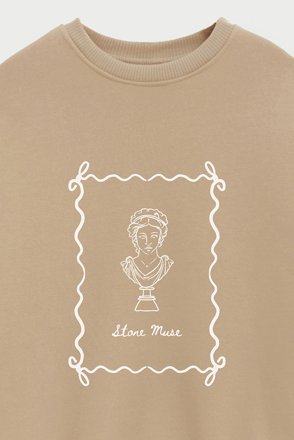 BUZO CREWNECK ESTAMPADO SKETCH STONE MUSE
