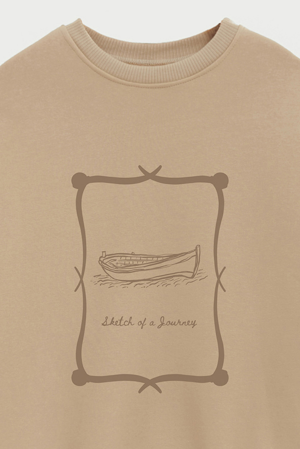 BUZO CREWNECK ESTAMPADO SKETCH OF A JOURNEY