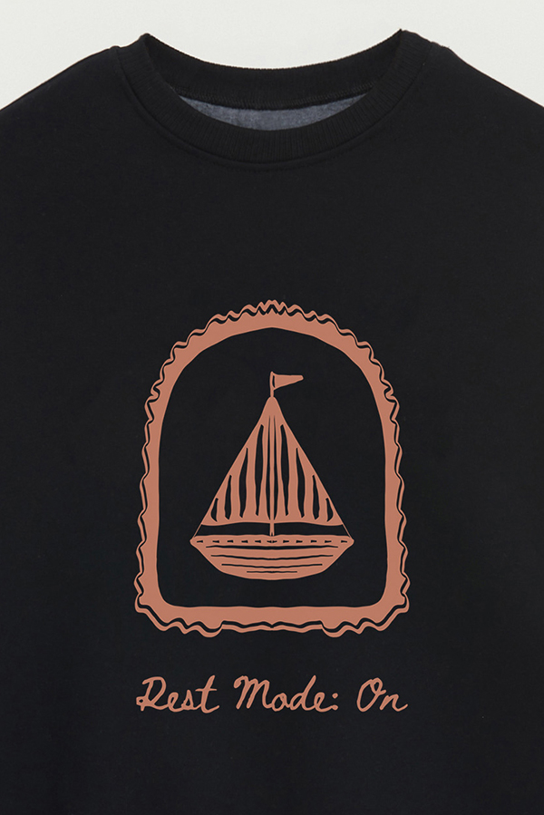BUZO CREWNECK ESTAMPADO SKETCH REST MODE
