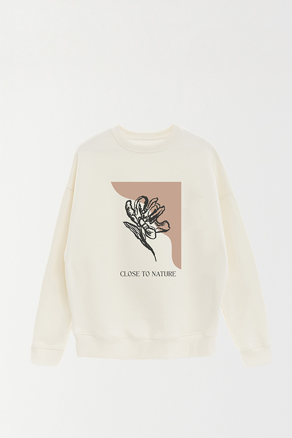 BUZO CREWNECK ESTAMPADO BT CLOSE TO NATURE
