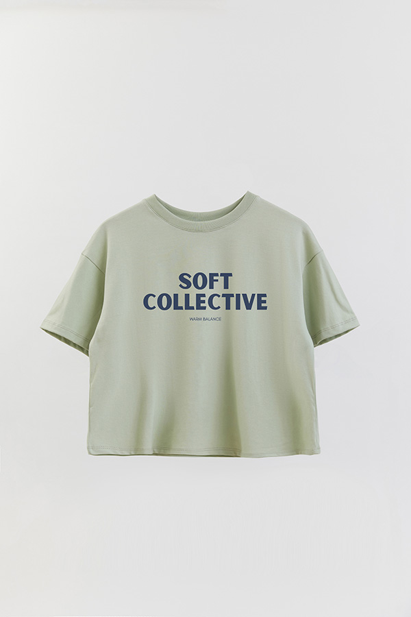 REMERA CROP ESTAMPADA BD SOFT COLLECTIVE