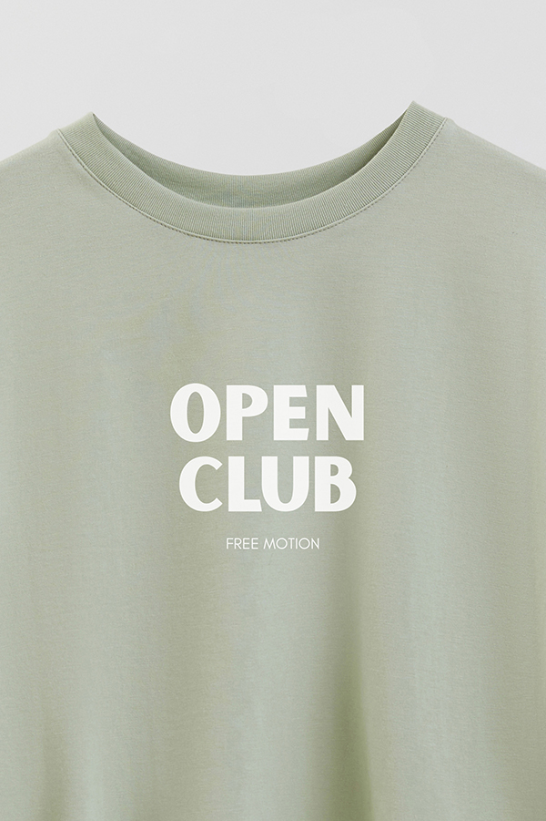 REMERA CROP ESTAMPADA BD OPEN CLUB