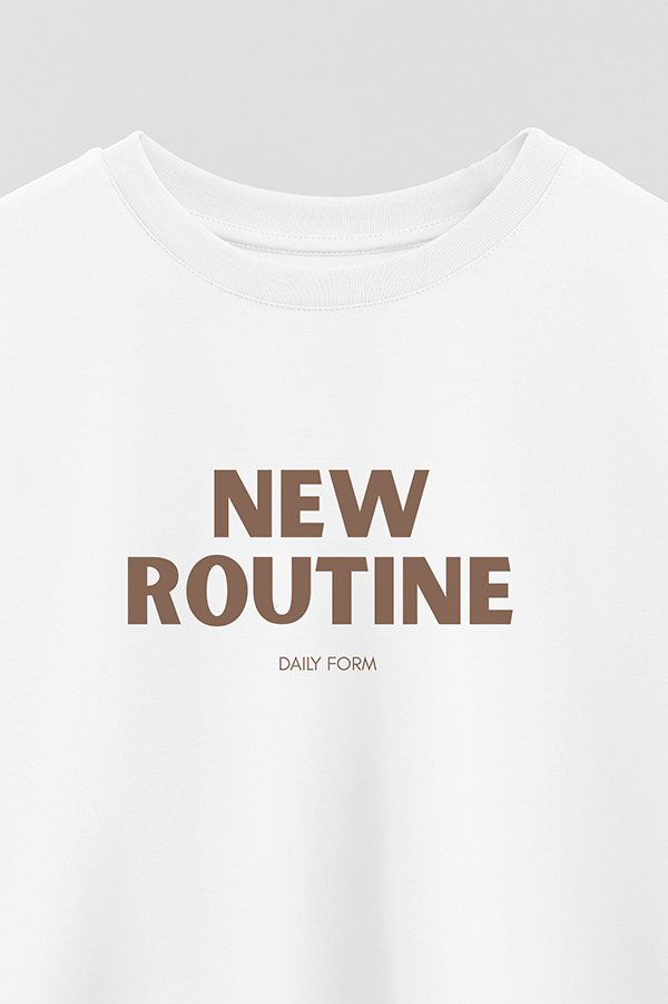 REMERA CROP ESTAMPADA BD NEW ROUTINE