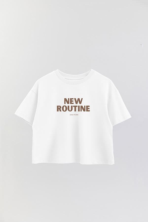 REMERA CROP ESTAMPADA BD NEW ROUTINE