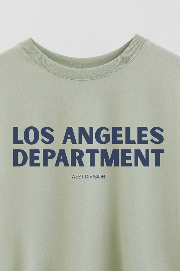 REMERA CROP ESTAMPADA BD LA DEPARTMENT