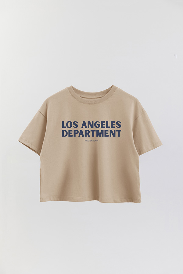 REMERA CROP ESTAMPADA BD LA DEPARTMENT