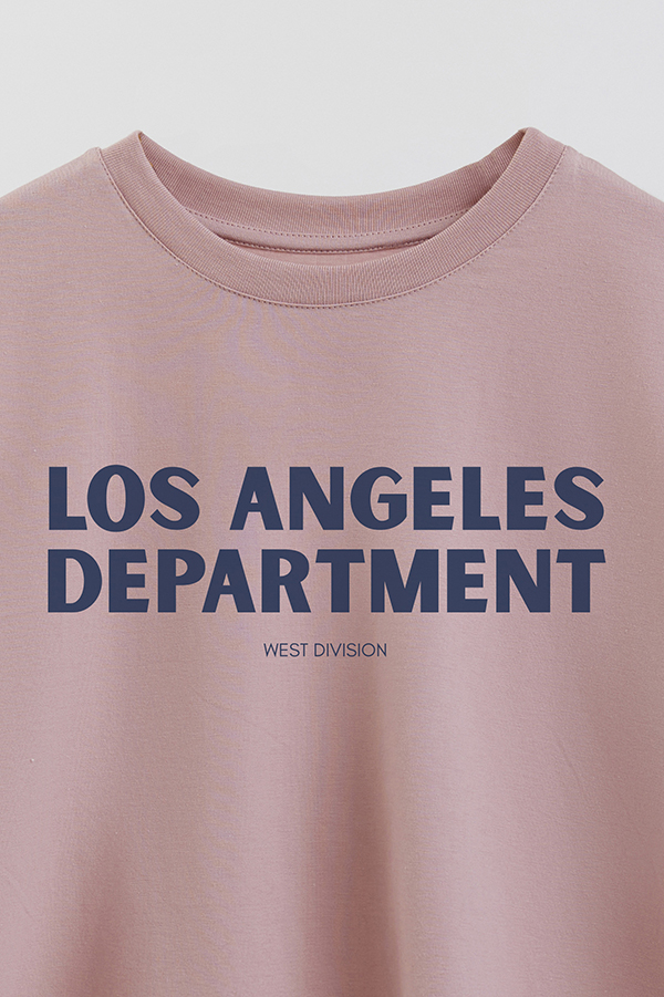 REMERA CROP ESTAMPADA BD LA DEPARTMENT