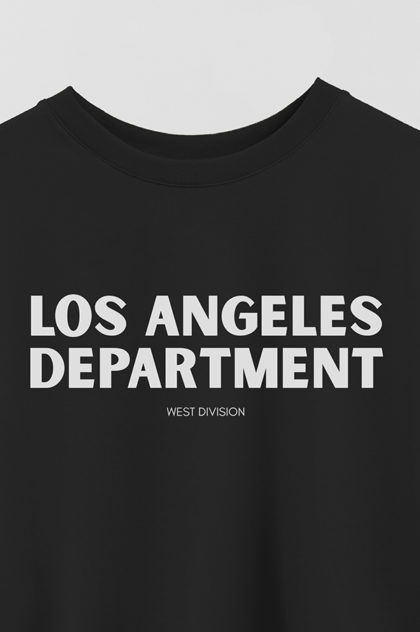 REMERA CROP ESTAMPADA BD LA DEPARTMENT