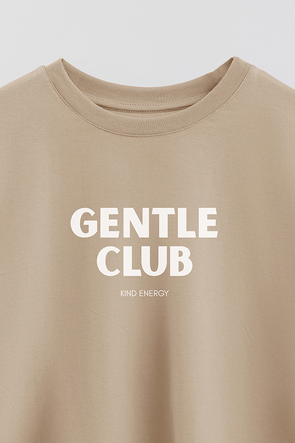 REMERA CROP ESTAMPADA BD GENTLE CLUB