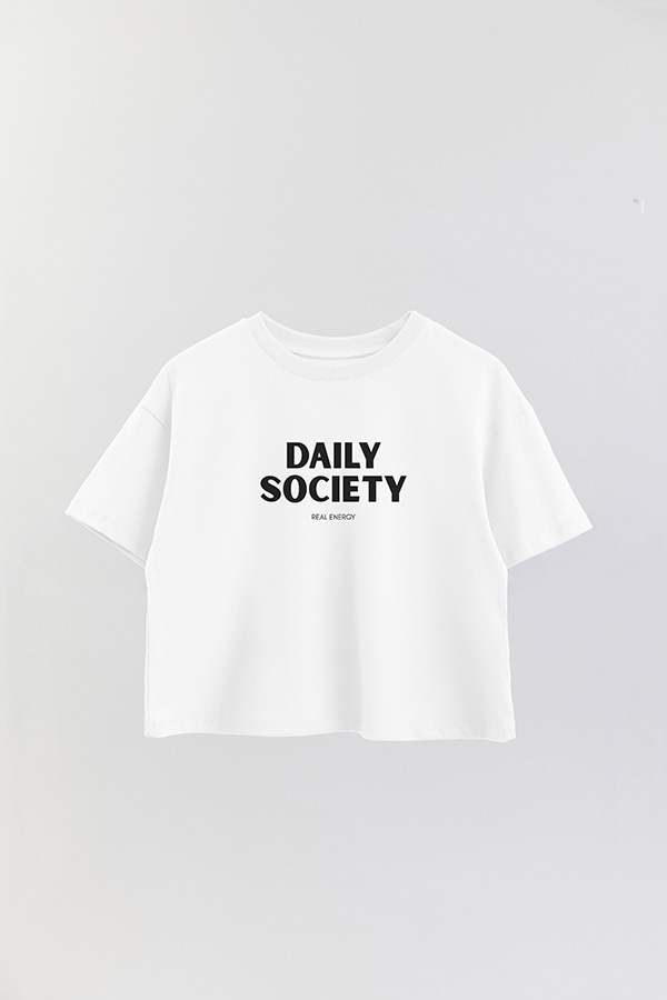 REMERA CROP ESTAMPADA BD DAILY SOCIETY