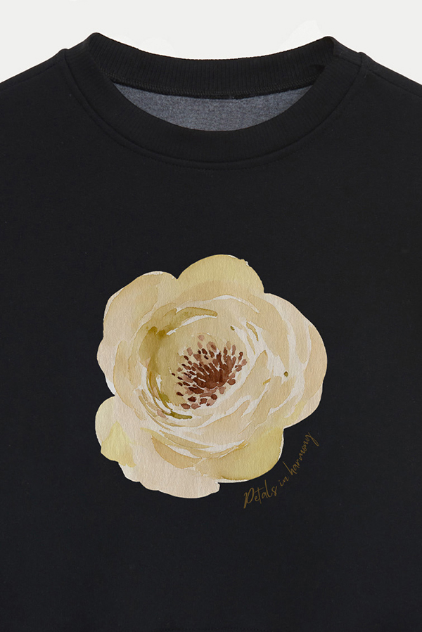 BUZO FRISA ESTAMPADO PETALS IN HARMONY