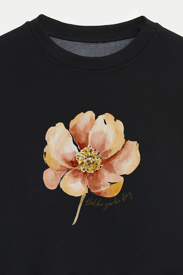 BUZO CROP ESTAMPADO GOLDEN GARDEN STORY