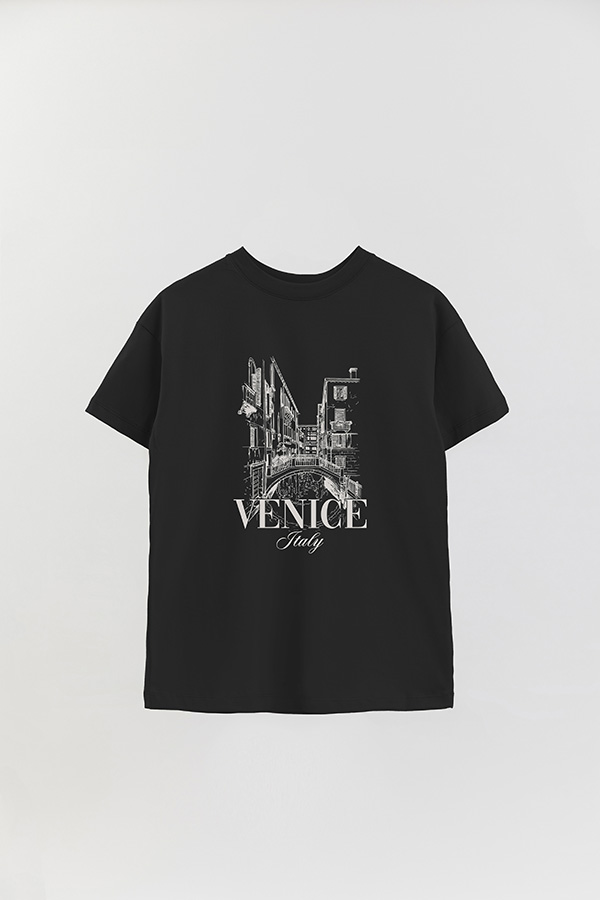 REMERA OVER ESTAMPADA VENICE