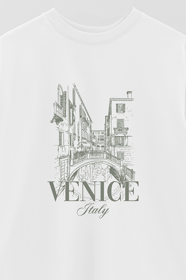 REMERA OVER ESTAMPADA VENICE