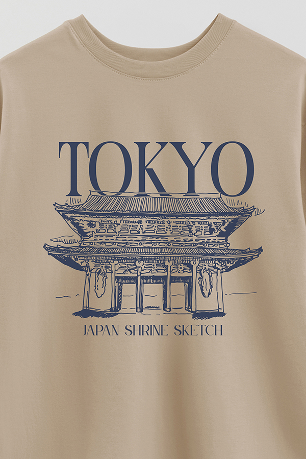 REMERA OVER ESTAMPADA TOKYO