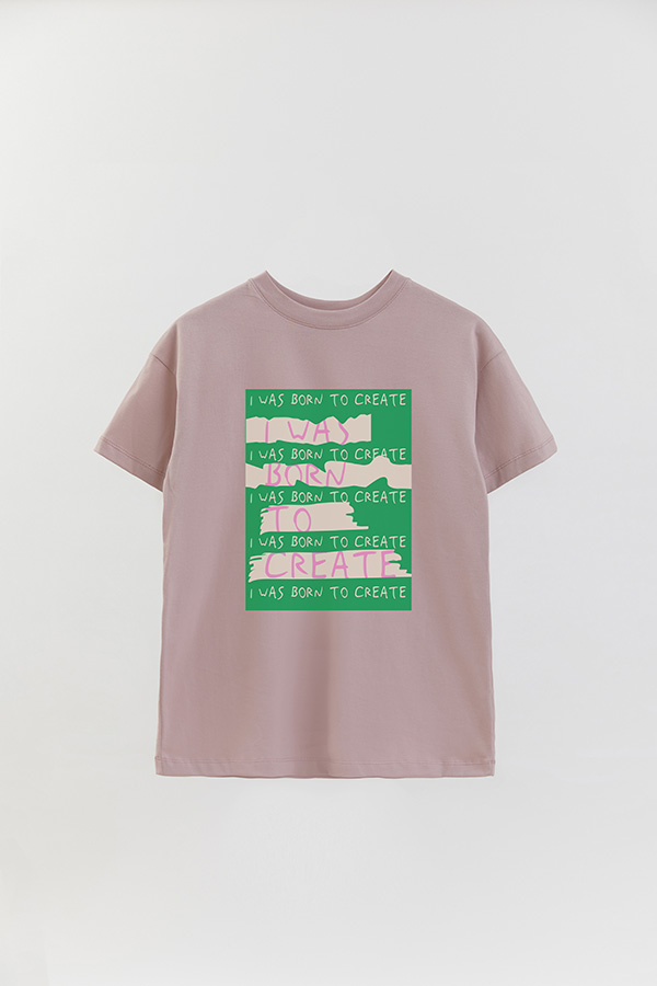 REMERA OVER ESTAMPADA BORN TO CREATE