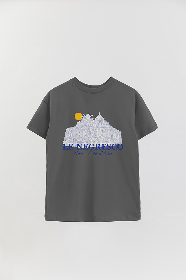 REMERA OVER ESTAMPADA NEGRESCO