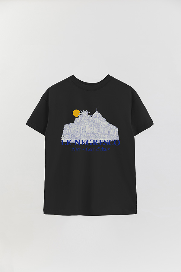 REMERA OVER ESTAMPADA NEGRESCO