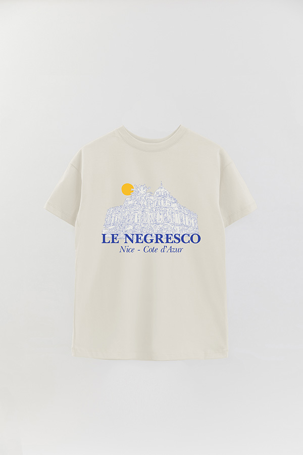 REMERA OVER ESTAMPADA NEGRESCO
