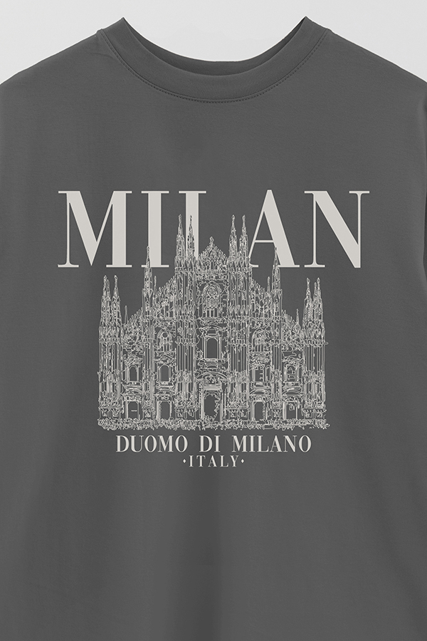 REMERA OVER ESTAMPADA MILAN