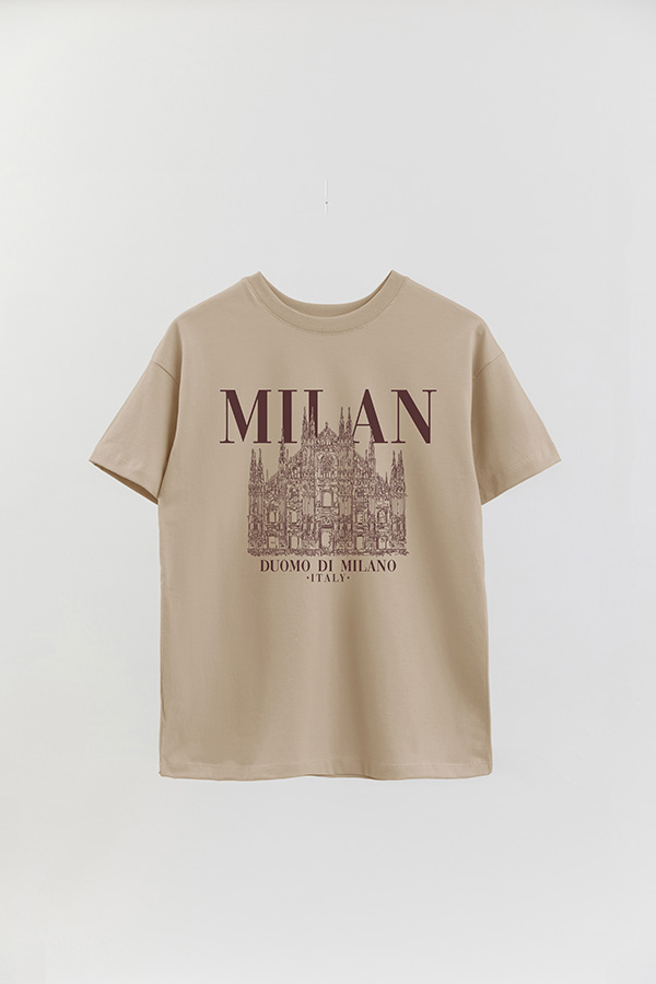 REMERA OVER ESTAMPADA MILAN