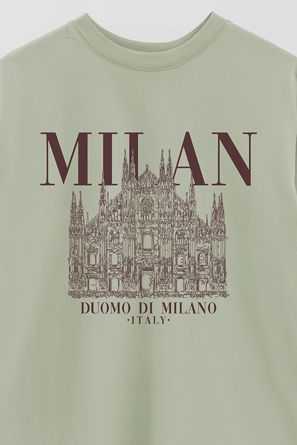 REMERA OVER ESTAMPADA MILAN
