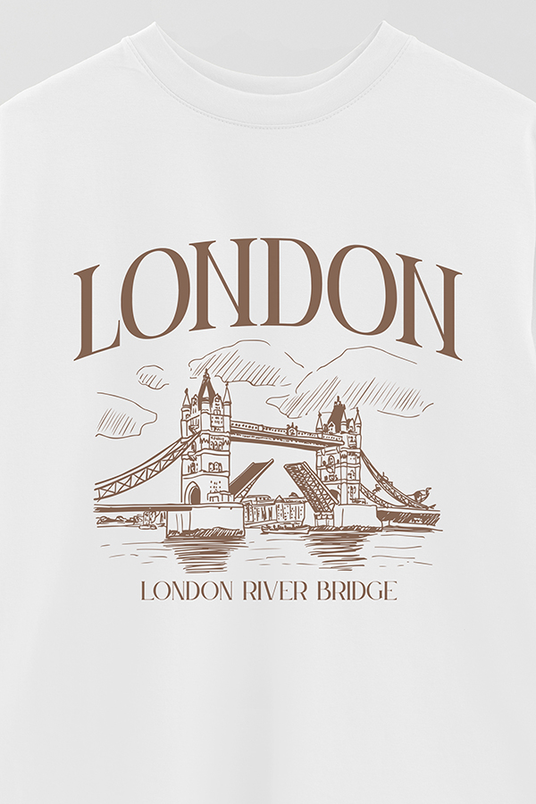REMERA OVER ESTAMPADA LONDON
