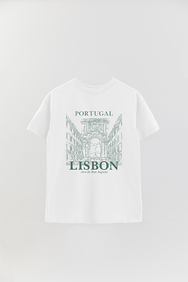 REMERA OVER ESTAMPADA LISBON