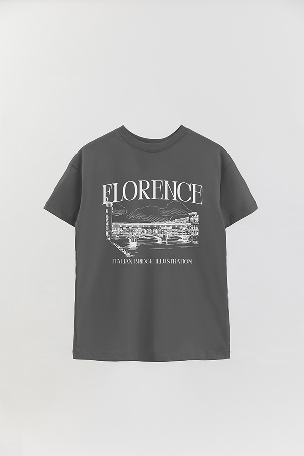 REMERA OVER ESTAMPADA FLORENCE