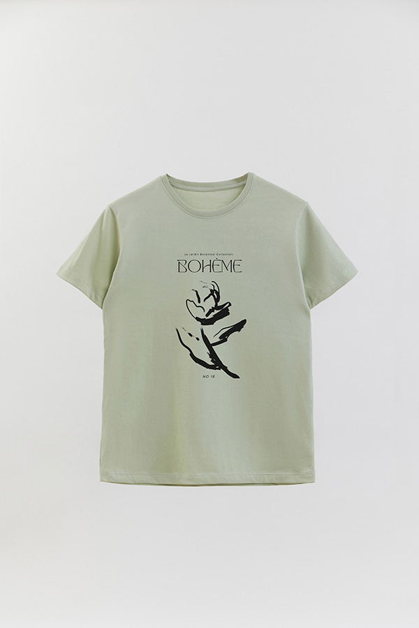 REMERA BASICA ESTAMPADA BOTANICAL 18