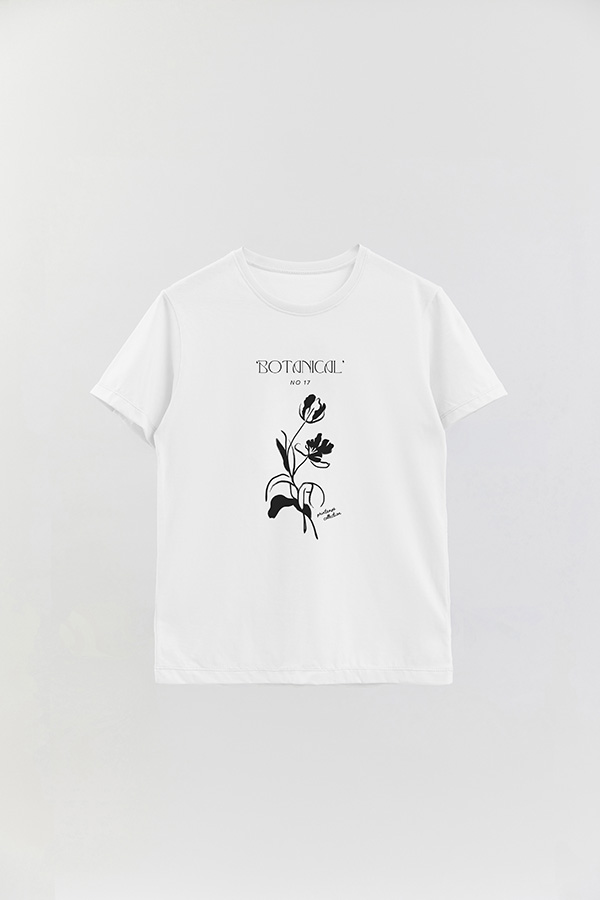 REMERA BASICA ESTAMPADA BOTANICAL 17