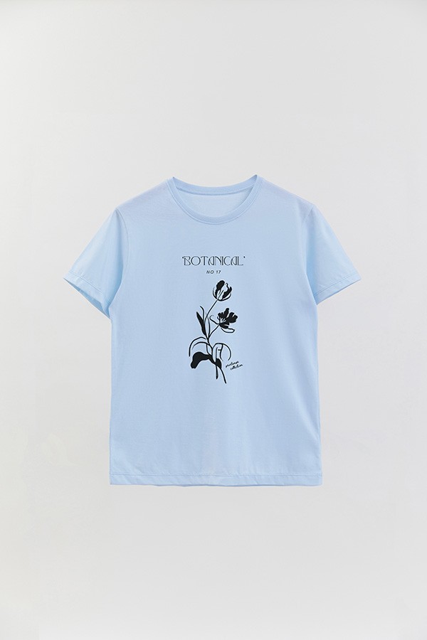 REMERA BASICA ESTAMPADA BOTANICAL 17